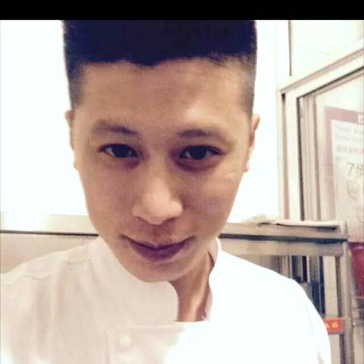 越努力的照片