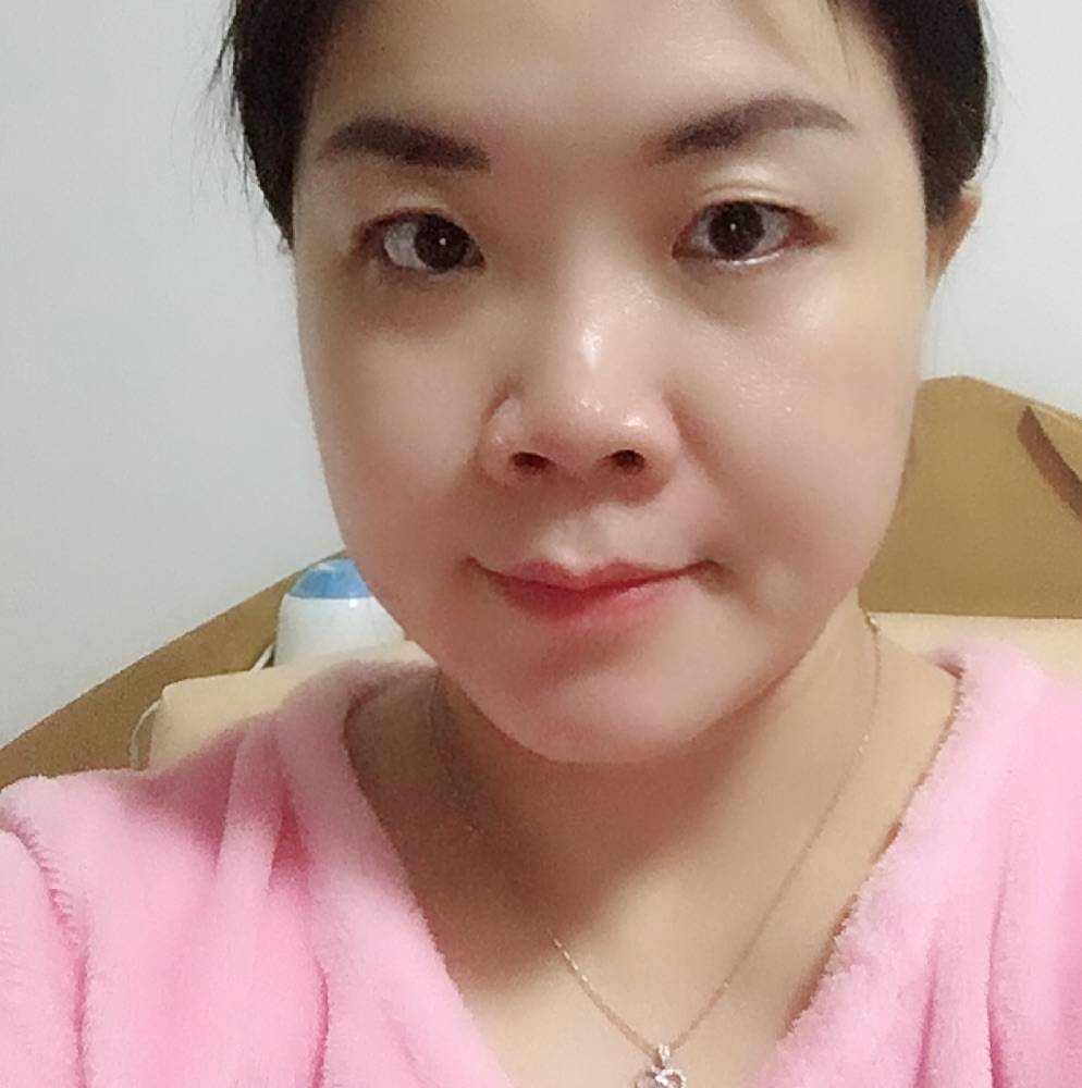 莉蒂的照片