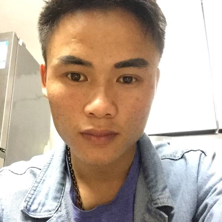 钟文芳的照片