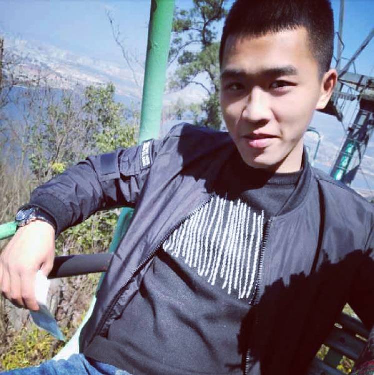 航哥是个小太阳的照片