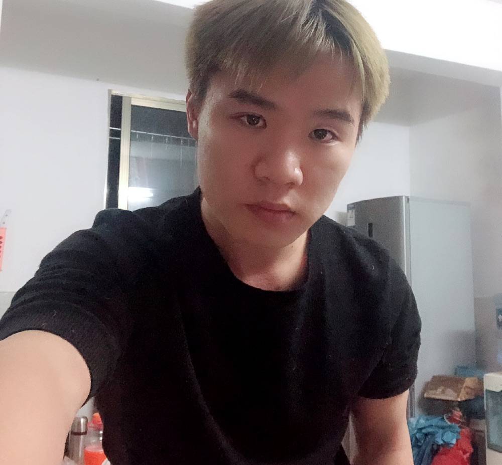 大毅^的照片