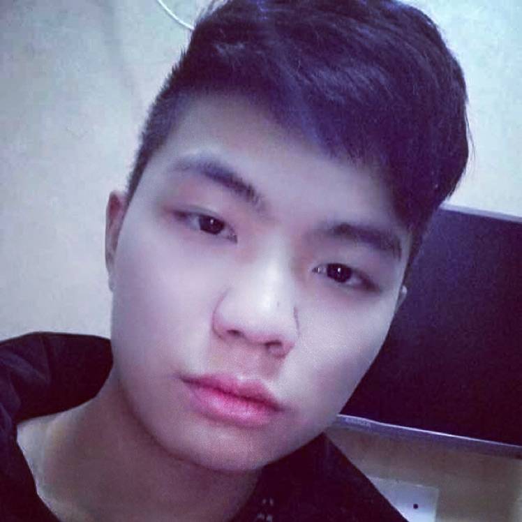 啊通,男模范的照片