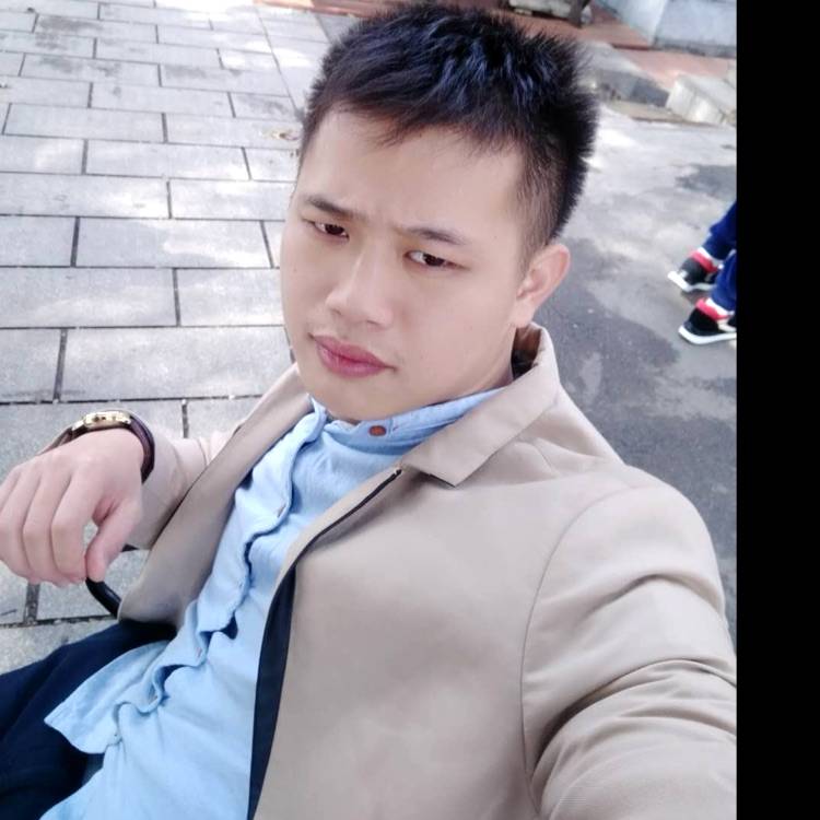 甘烽的照片