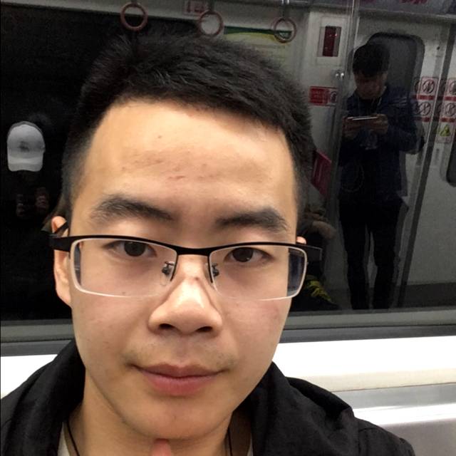周柯任的照片