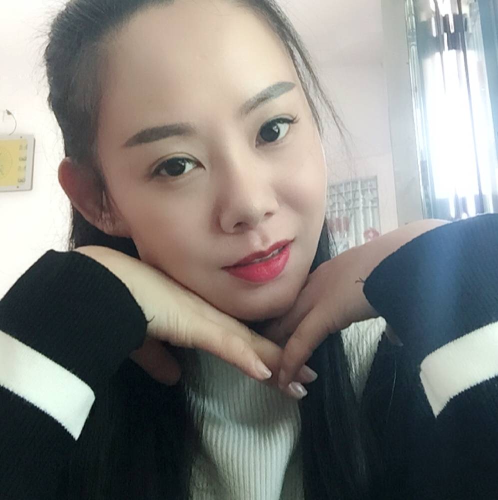 刘小妮妮的照片
