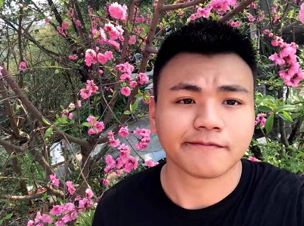 小熊求形婚的照片