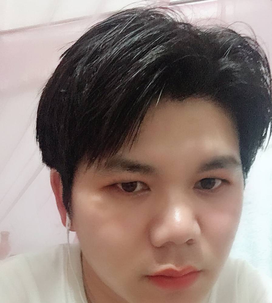 刚刚哈哈哈哈哈哈的照片