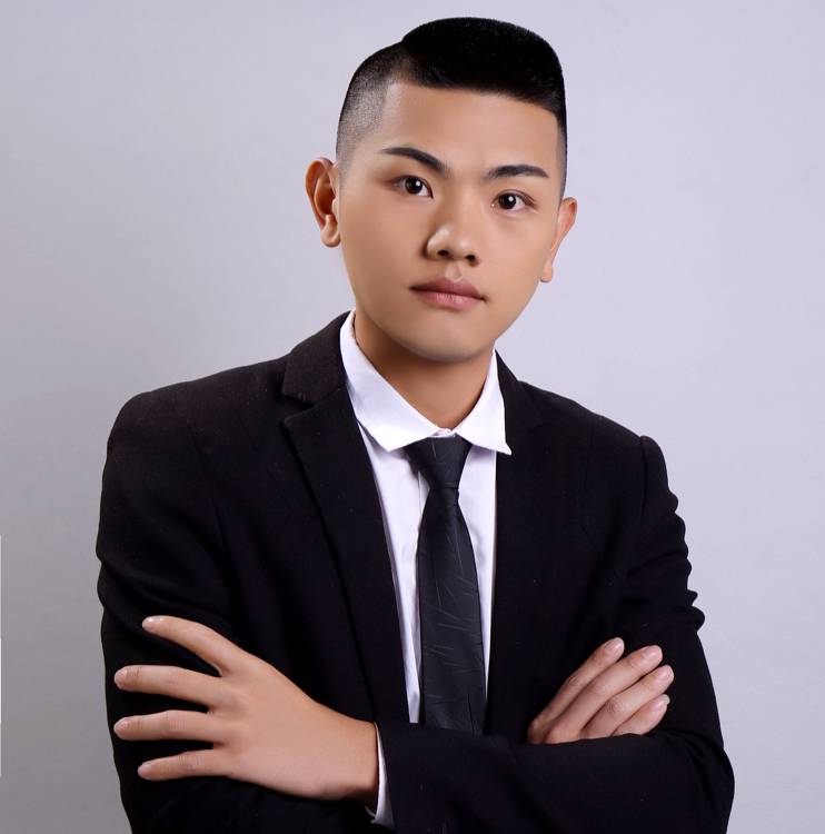 子林叔叔的照片