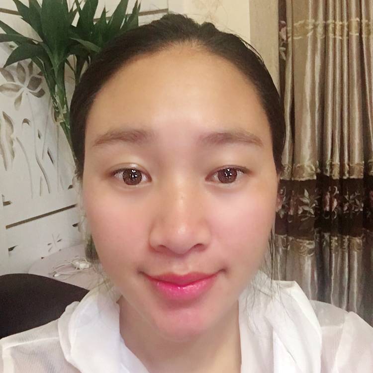 nin的照片