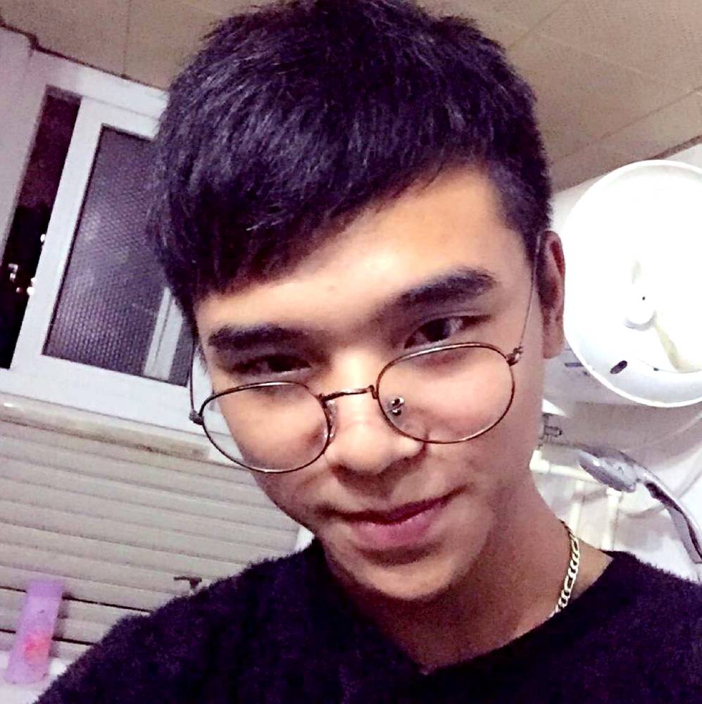 鱼沉石海的照片