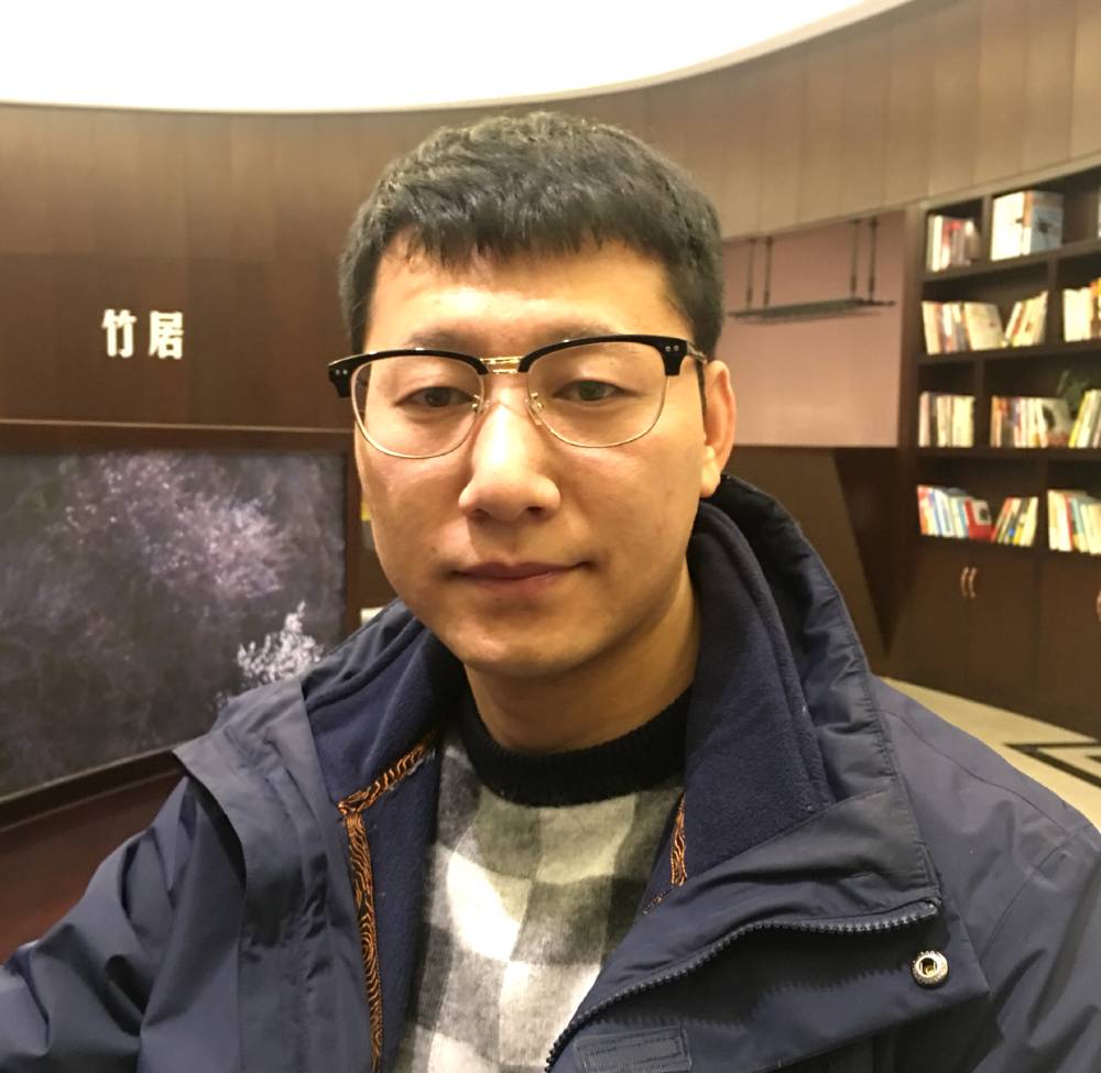 小秦歌的照片