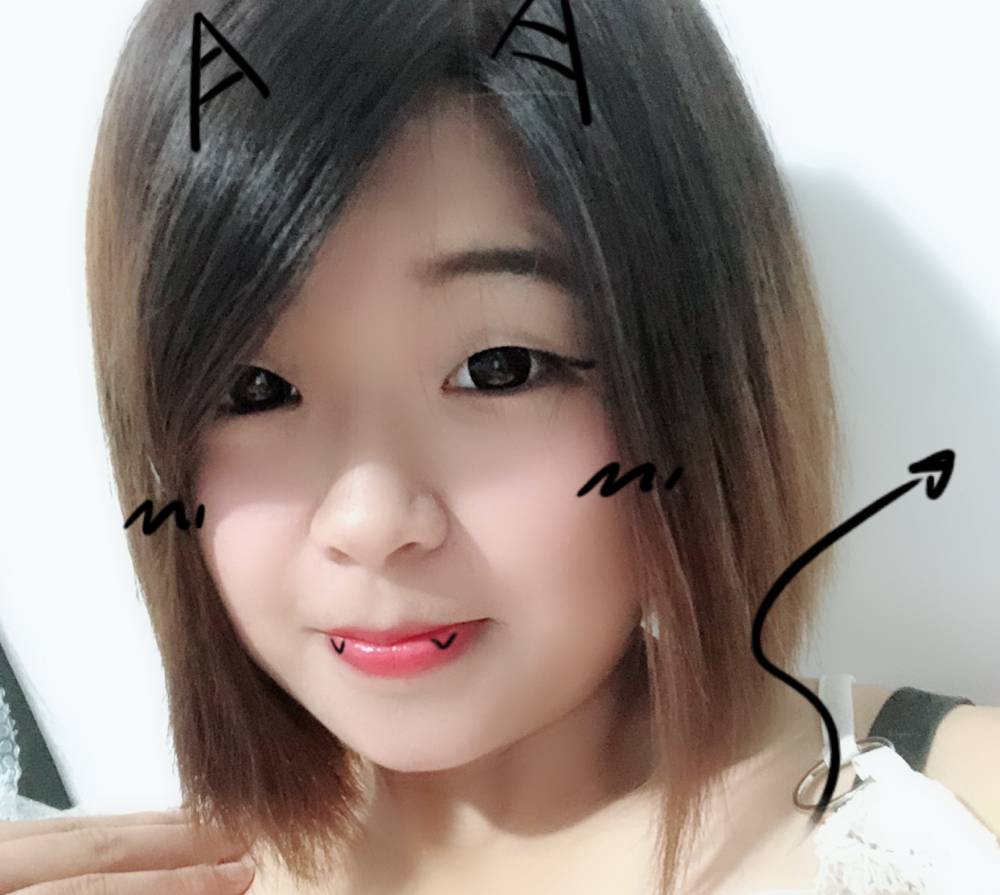 牛奶+洗面奶的照片