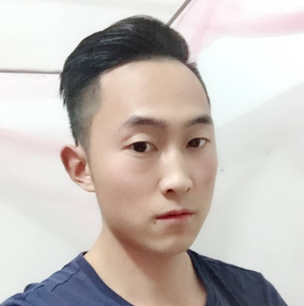 小鲁哥的照片
