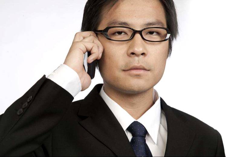 留胡子路人的照片
