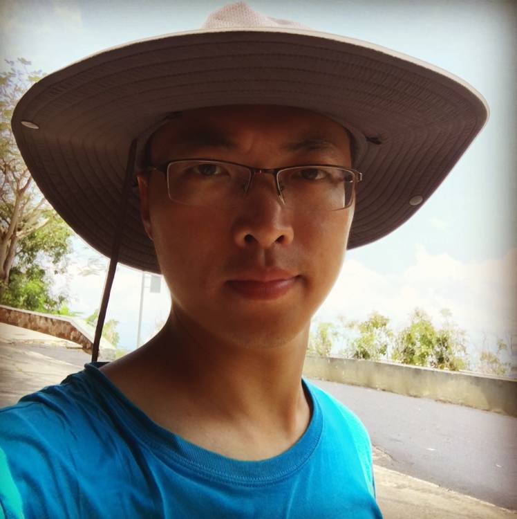 粗犷小懒猪的照片
