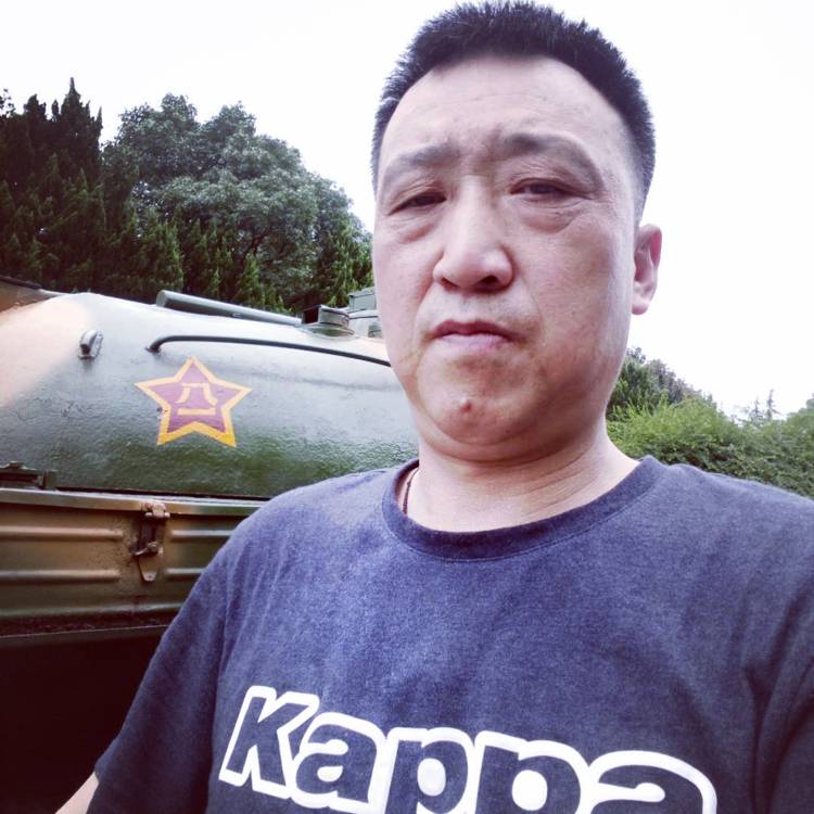 奋斗指甲油的照片