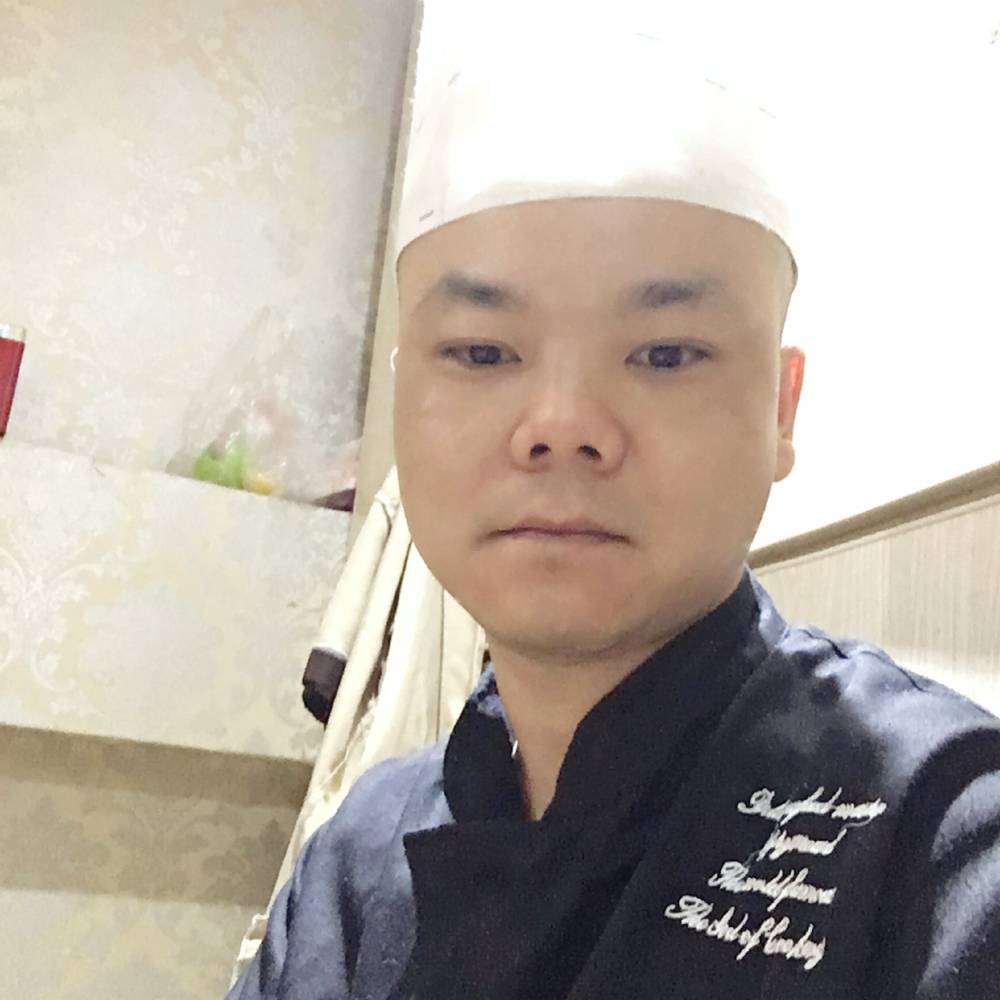 单纯的穷吊丝的照片
