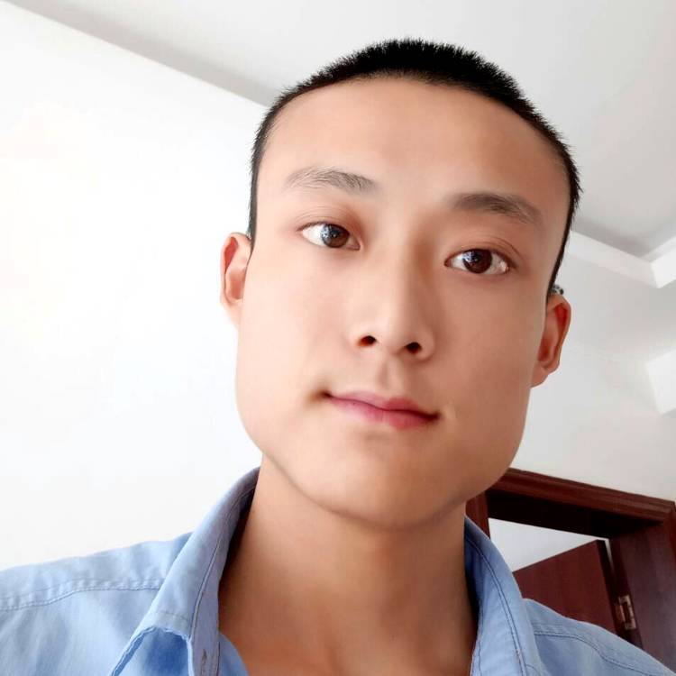 自信睫毛的照片