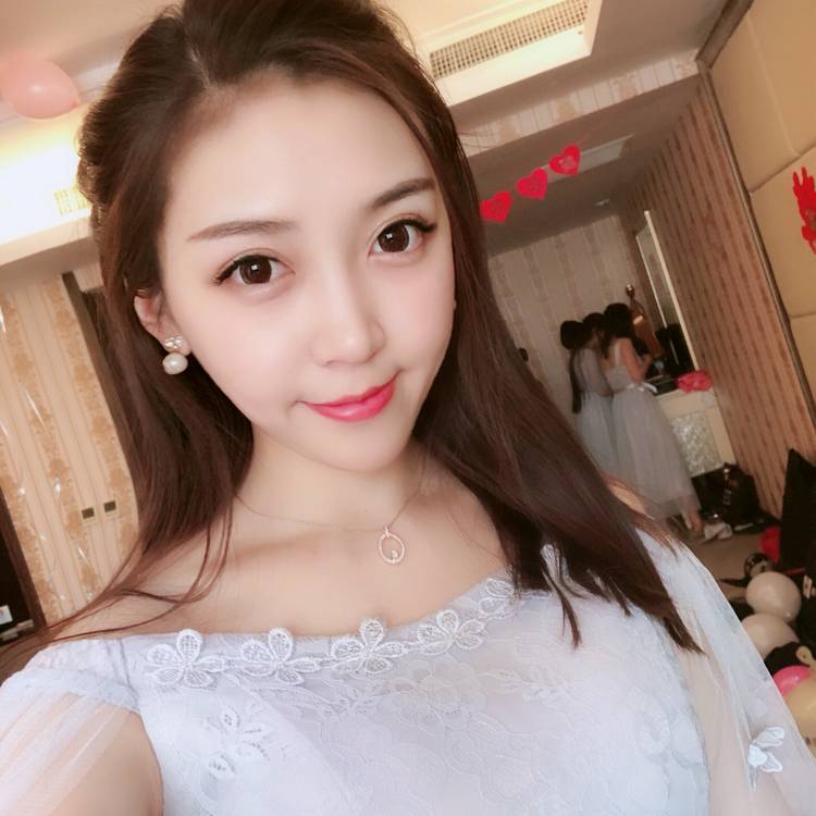 俏皮乌冬面的照片