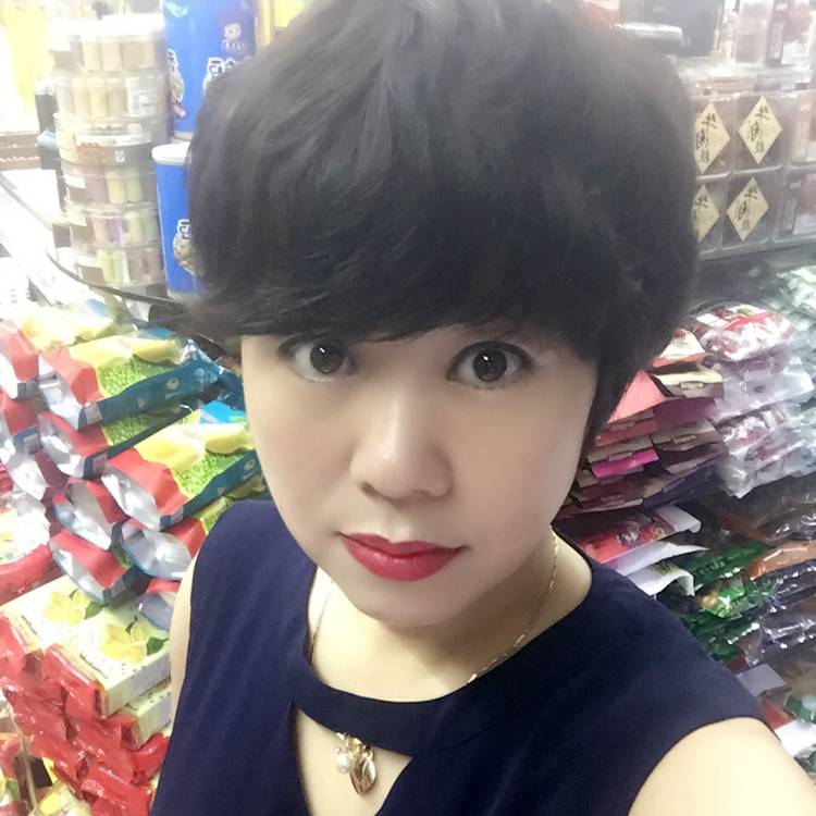 小橙子的照片