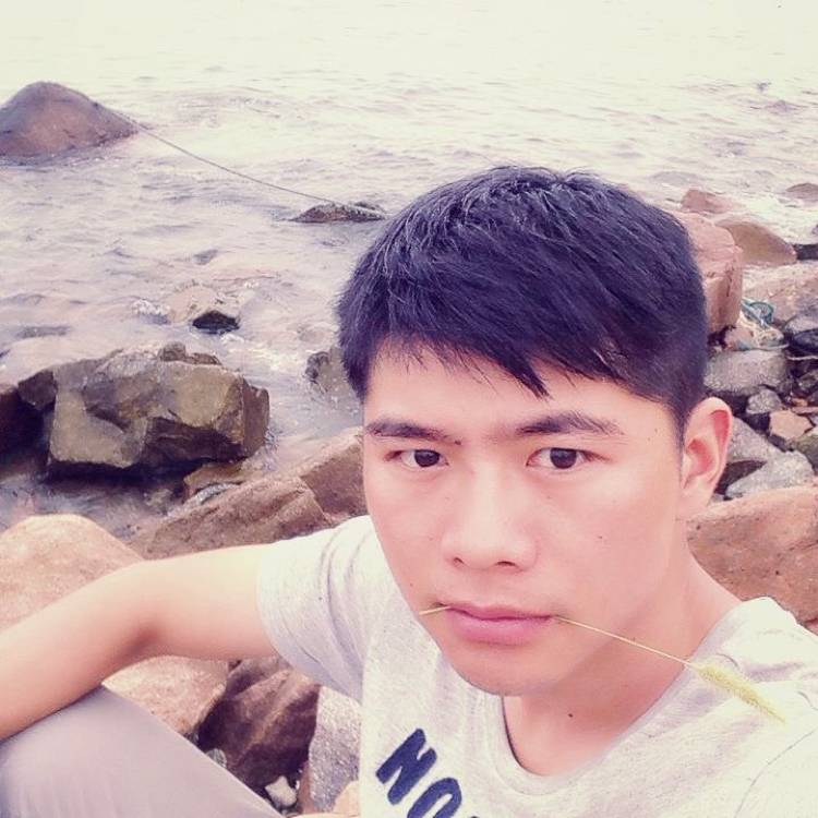 明～明的照片