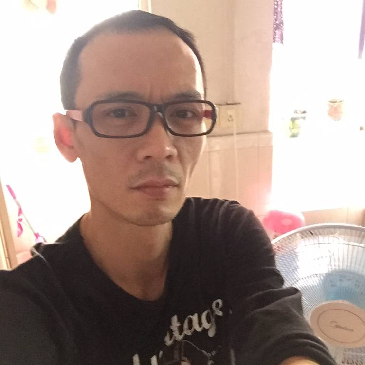 T,S的照片