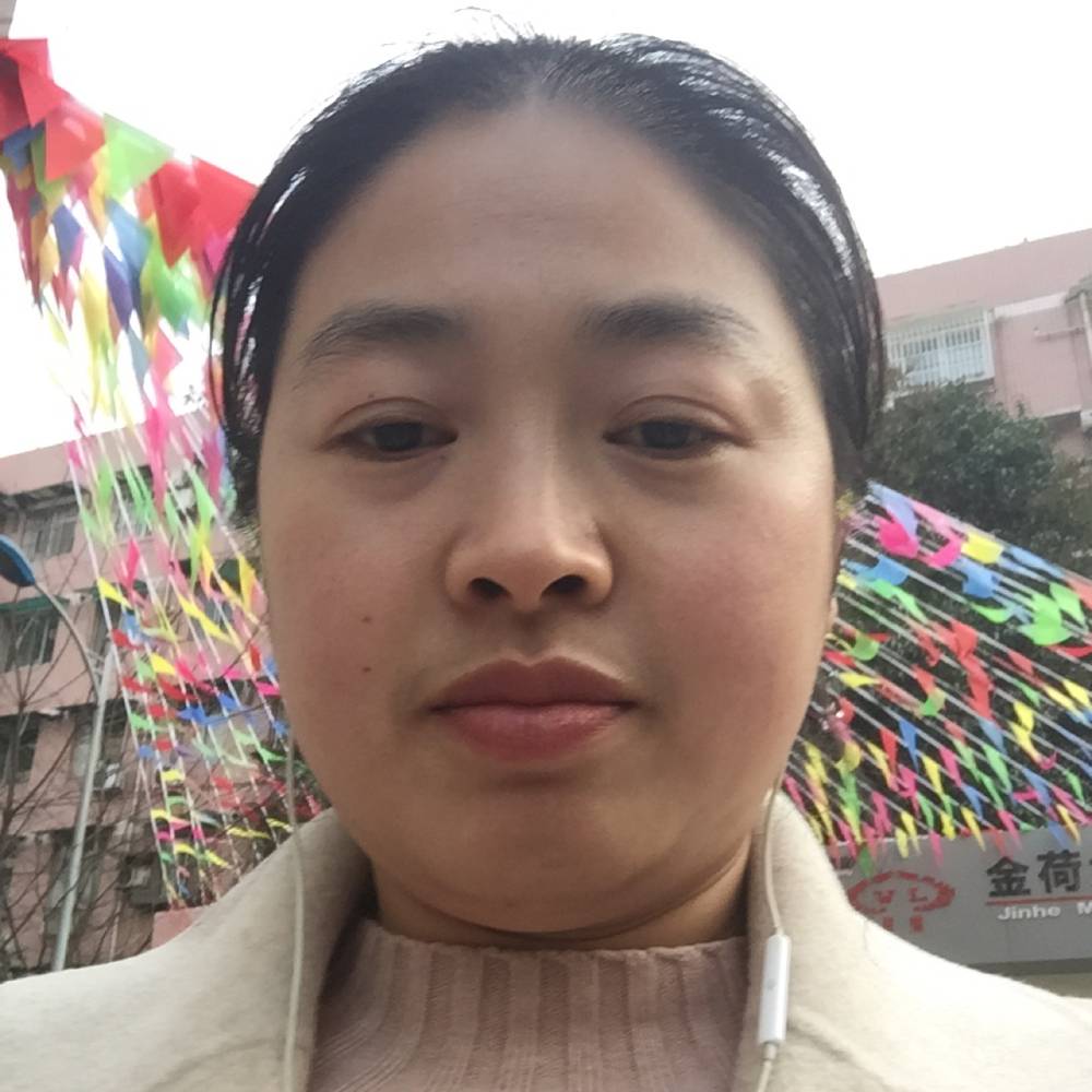 1234快乐的女的照片