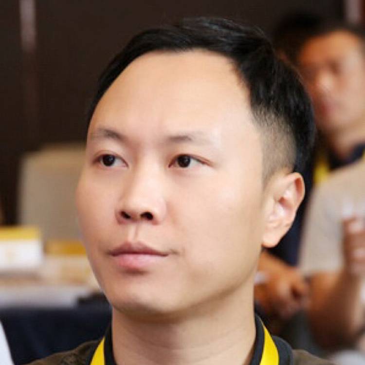 Alex.M的照片
