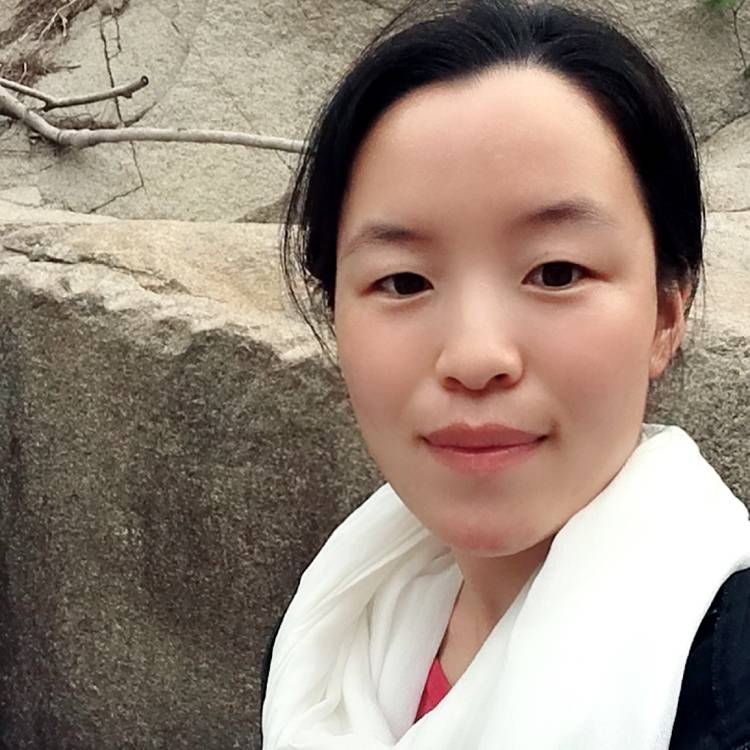 清脆浮波的照片