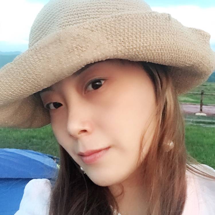 明媚铃铛的照片