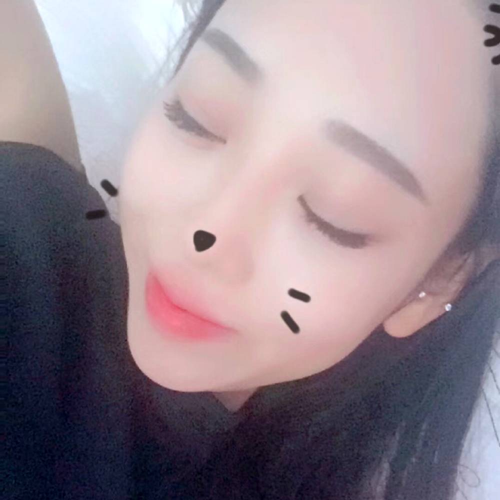 余梦儿的照片