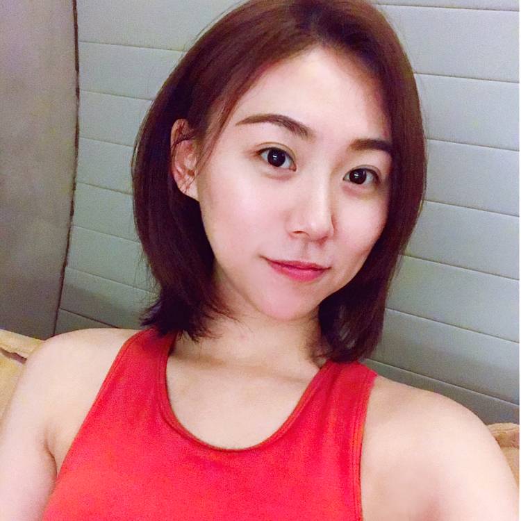 默默长颈鹿的照片