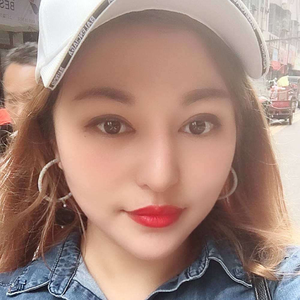 俊秀浅陌的照片