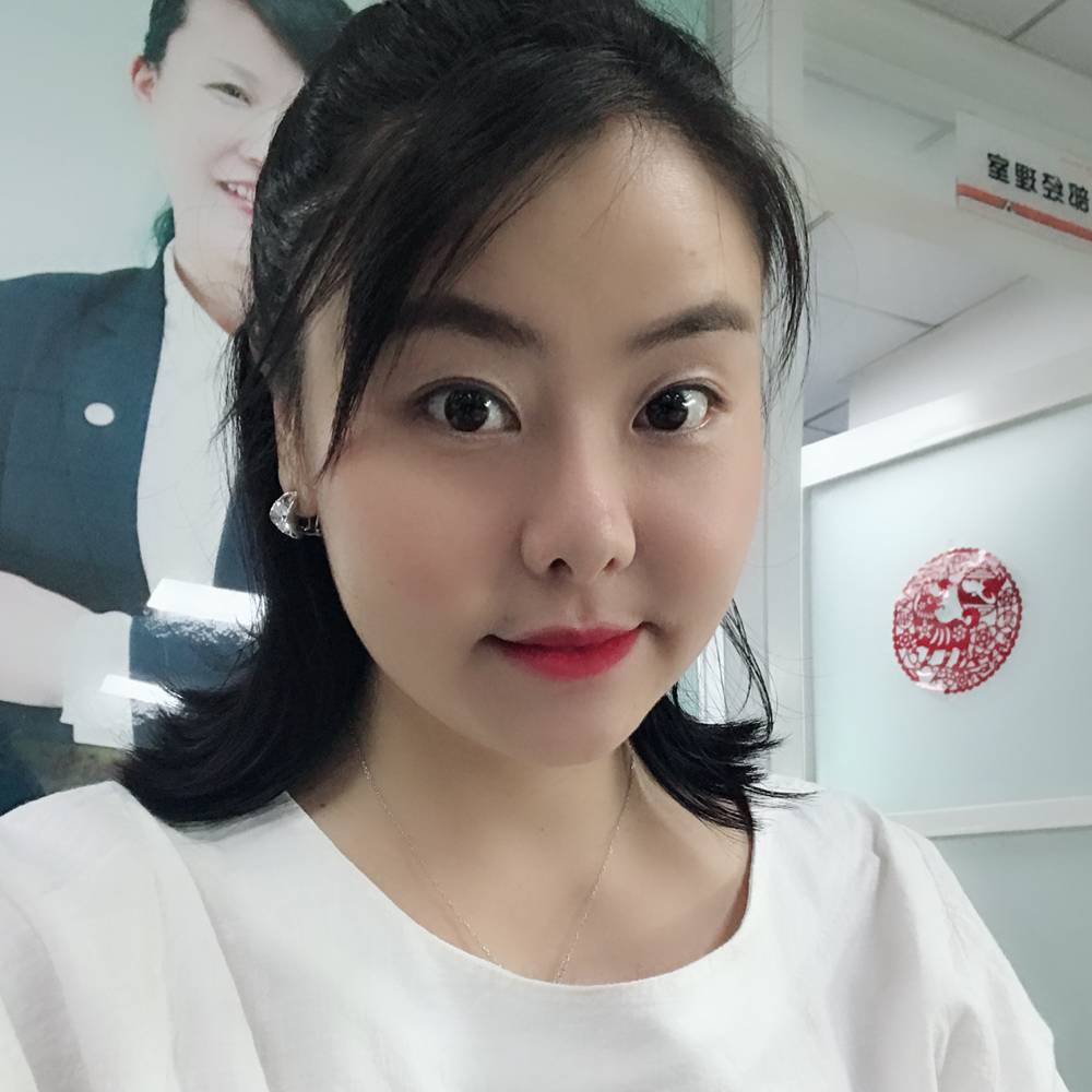 舒心美女的照片