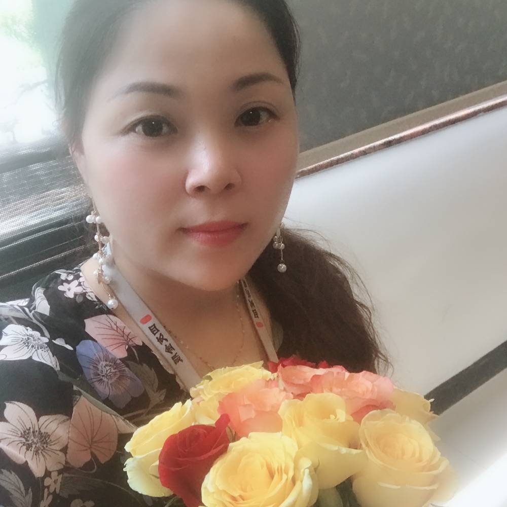 典雅舒荷的照片