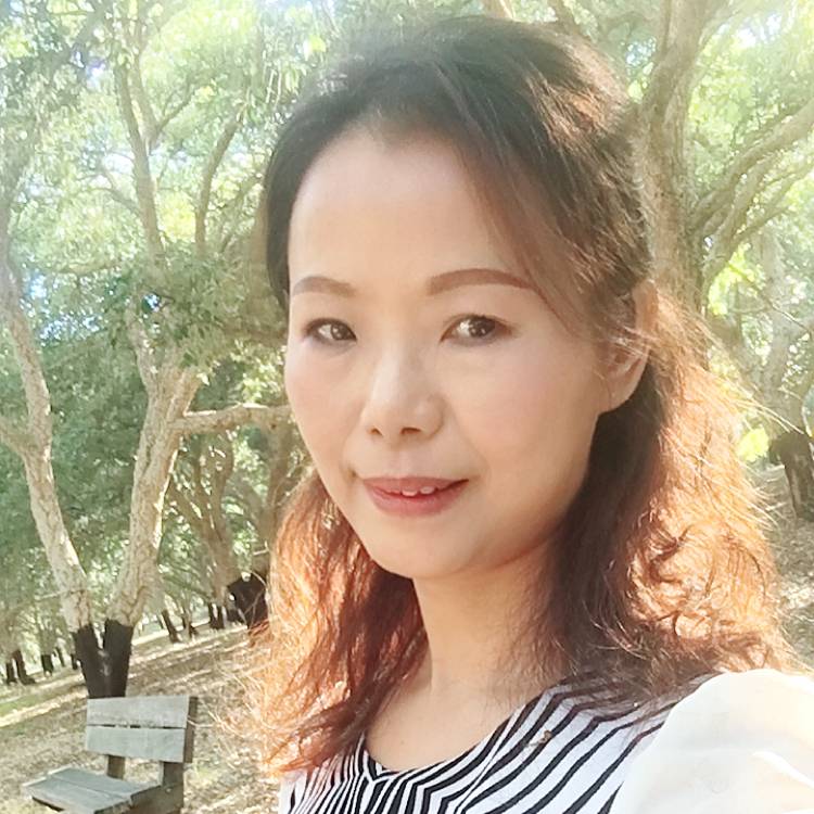 温馨闲庭的照片
