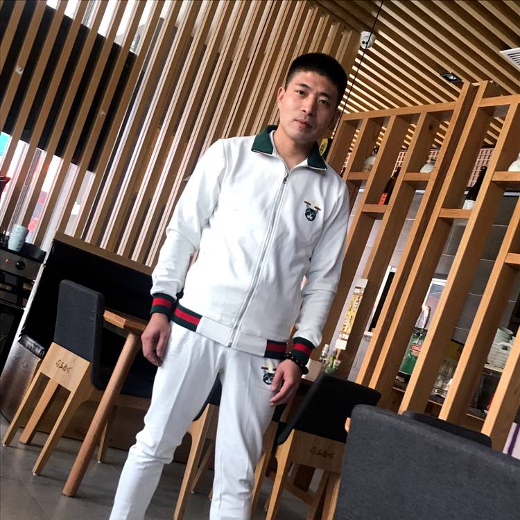 雅痞韩某人的照片