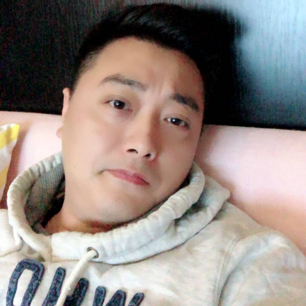 剑笑的照片