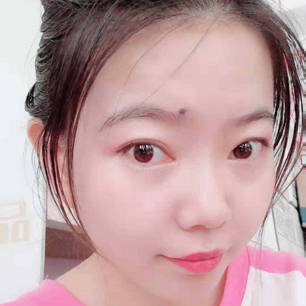 蓿萌的照片