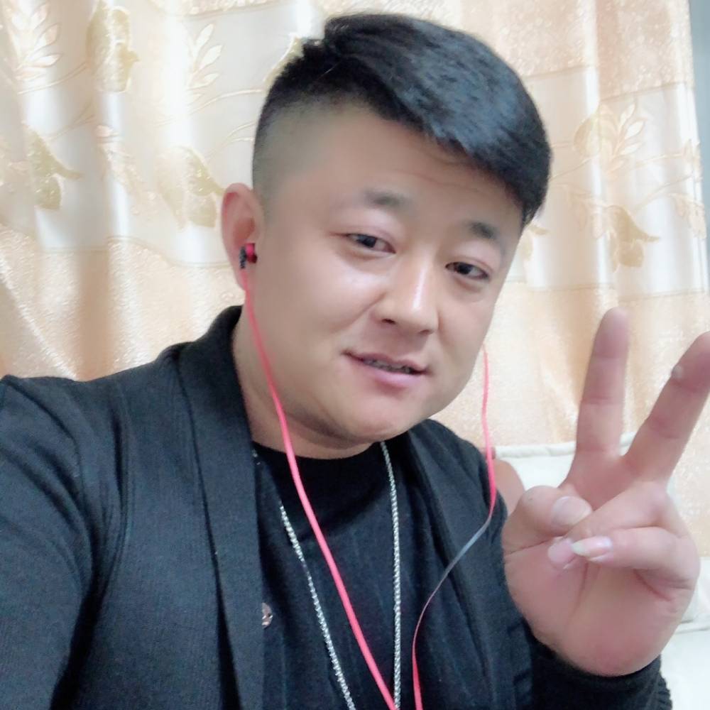 即墨建伟的照片