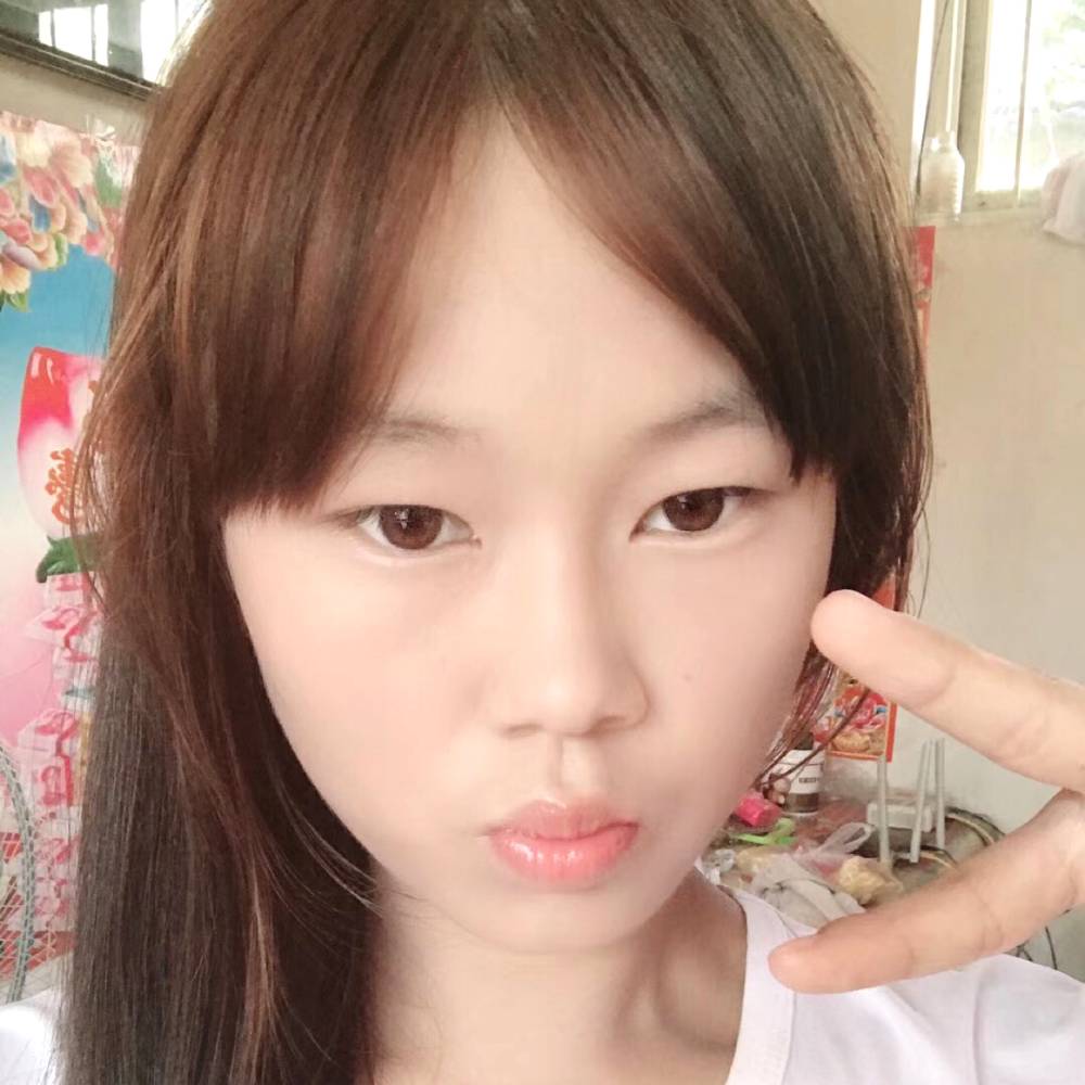 妞我就爱笑的照片