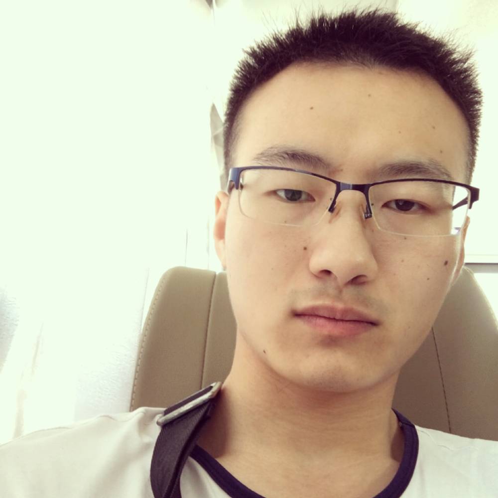 尹框的照片