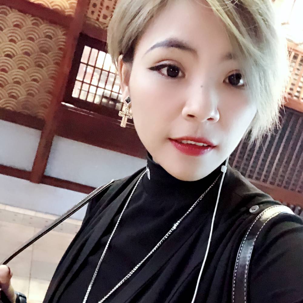 Amy小姐姐的照片