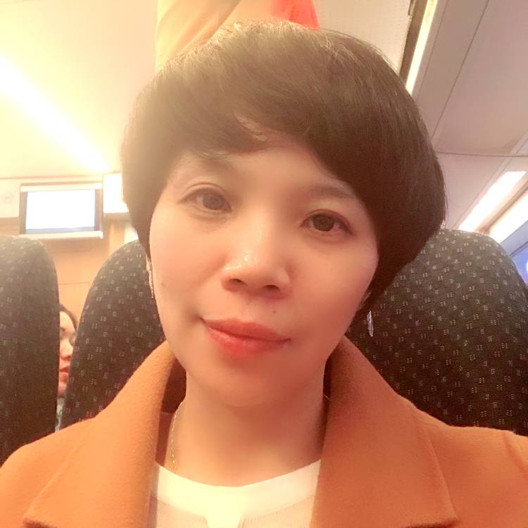 无奈秀发的照片