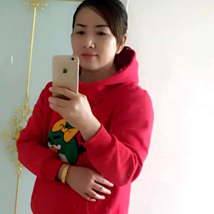 雷义纯的照片