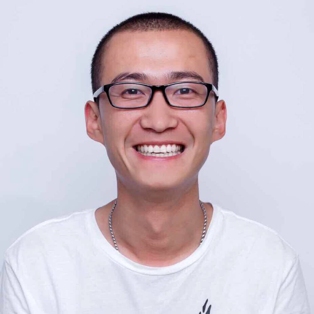 呲牙翔的照片