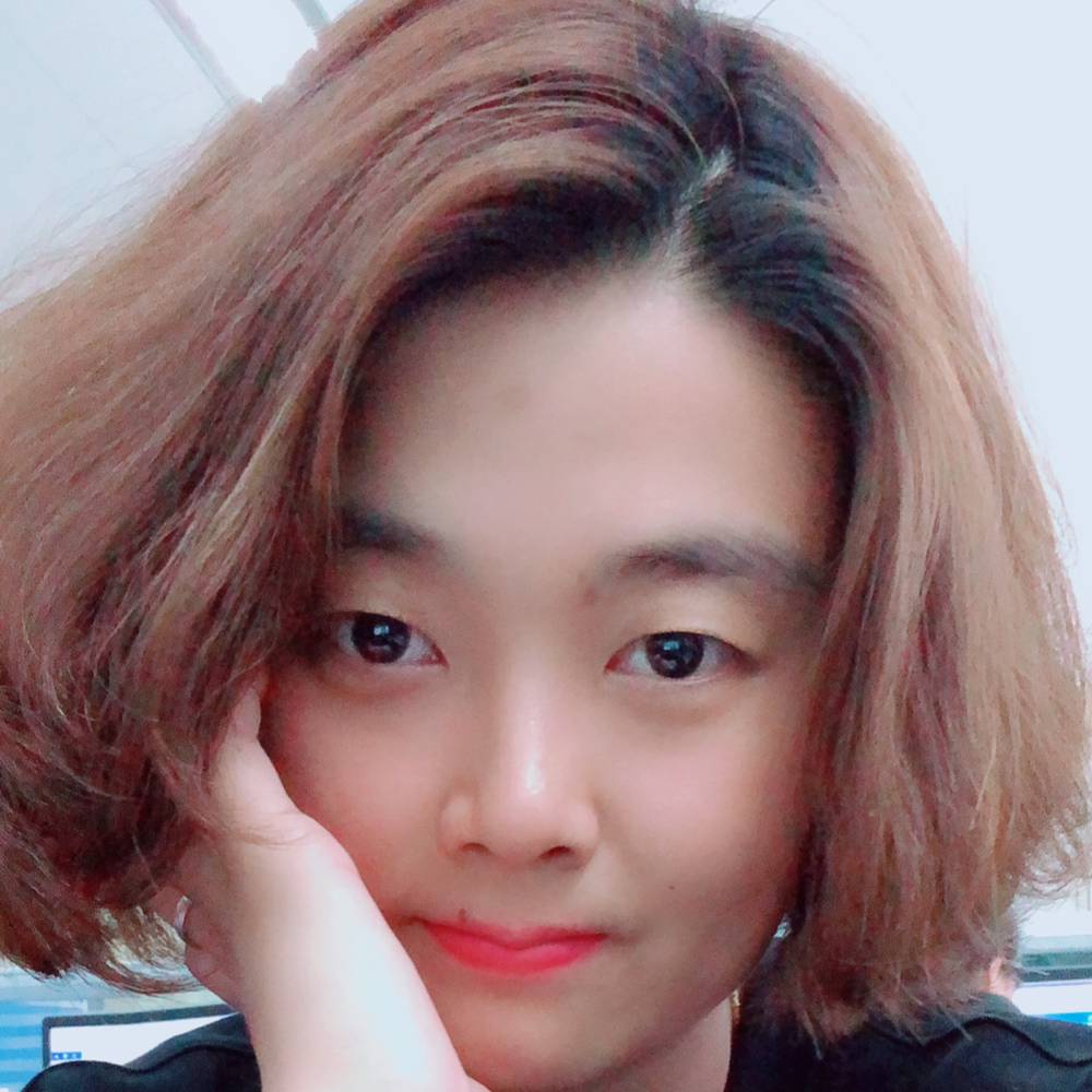尹小歪的照片