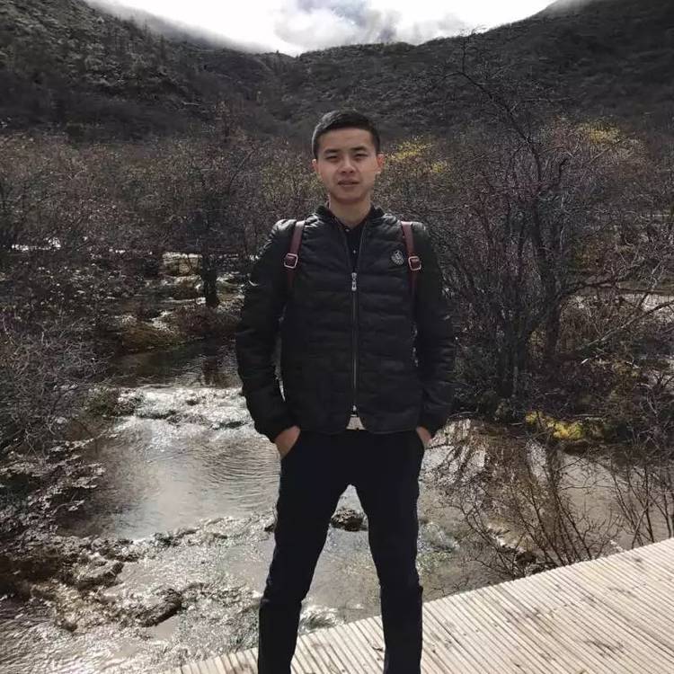 张中和的照片