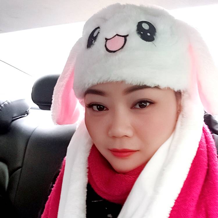 大龄女中年的照片