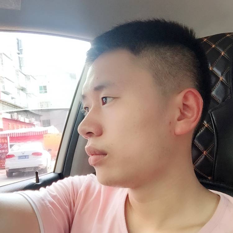 清秀保温杯的照片